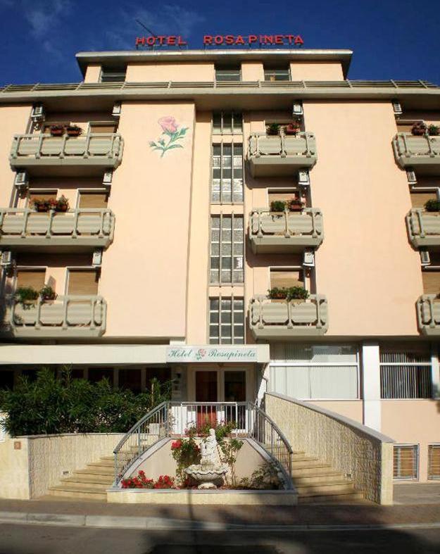 Hotel Rosapineta - Adults Only リニャーノ・サッビアドーロ エクステリア 写真